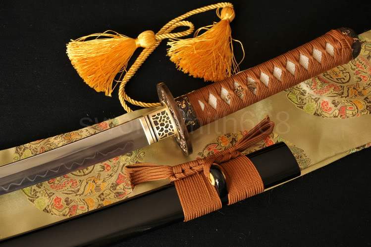 Clay Tempered Full Tang Blade Japanese Samurai Wakizashi Sword