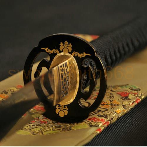 Clay Tempered Blade Iron Tsuba Japanese Samurai Sword Katana